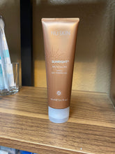 Load image into Gallery viewer, Nu Skin Sunright Instaglow Tinted Self-Tanning Gel
