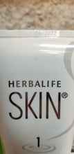 Load image into Gallery viewer, HERBALIFE SKIN Polishing Citrus Cleanser
