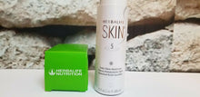 Load image into Gallery viewer, HERBALIFE SKIN Daily Glow Moisturizer
